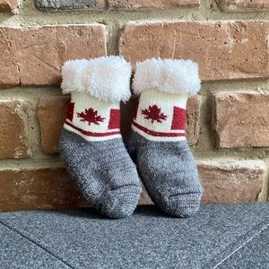 6-12M NWOT Fully Lined Booties/Socks